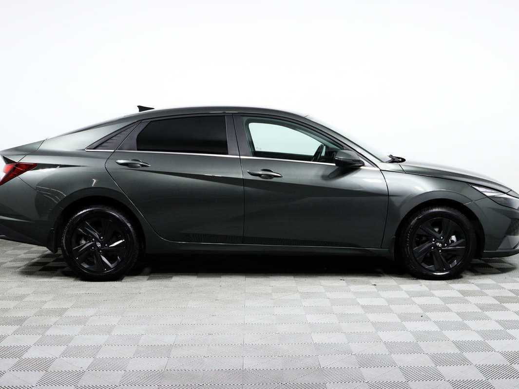Купить Hyundai Elantra, 2021, 56 012 км, фото №4