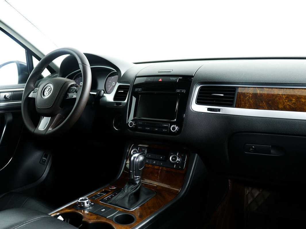 Купить Volkswagen Touareg, 2012, 168 392 км, фото №9