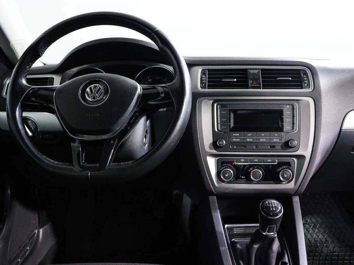 Купить Volkswagen Jetta, 2017, 25 000 км, фото №10