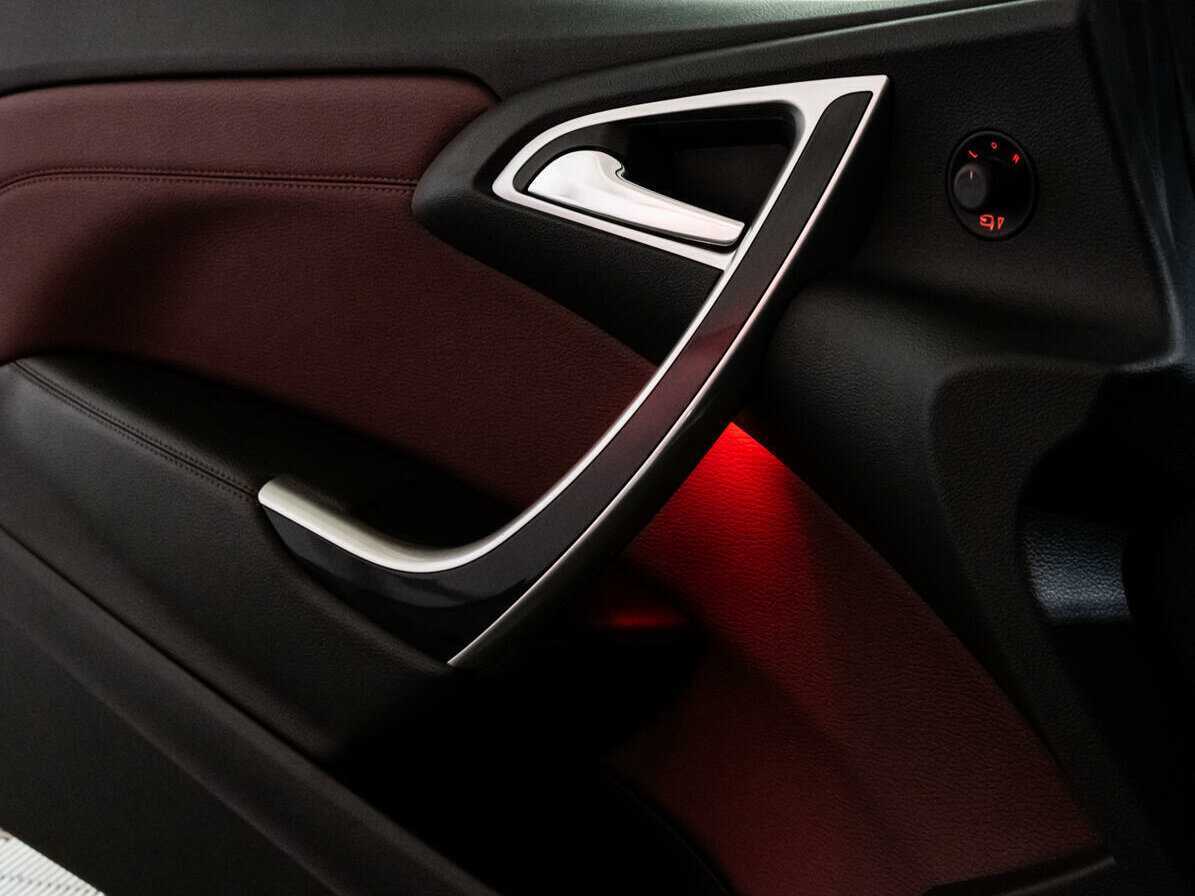 Купить Opel Astra GTC, 2013, 123 755 км, фото №19