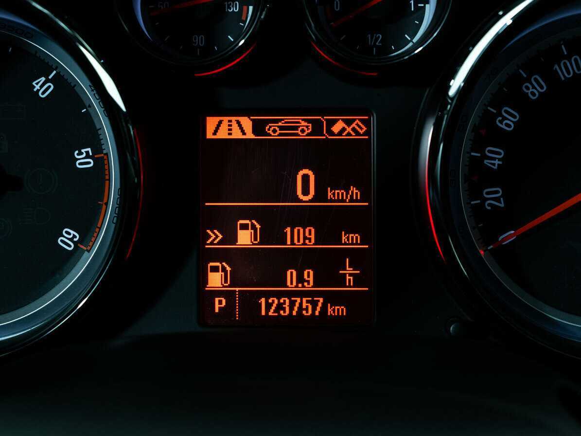 Купить Opel Astra GTC, 2013, 123 755 км, фото №20