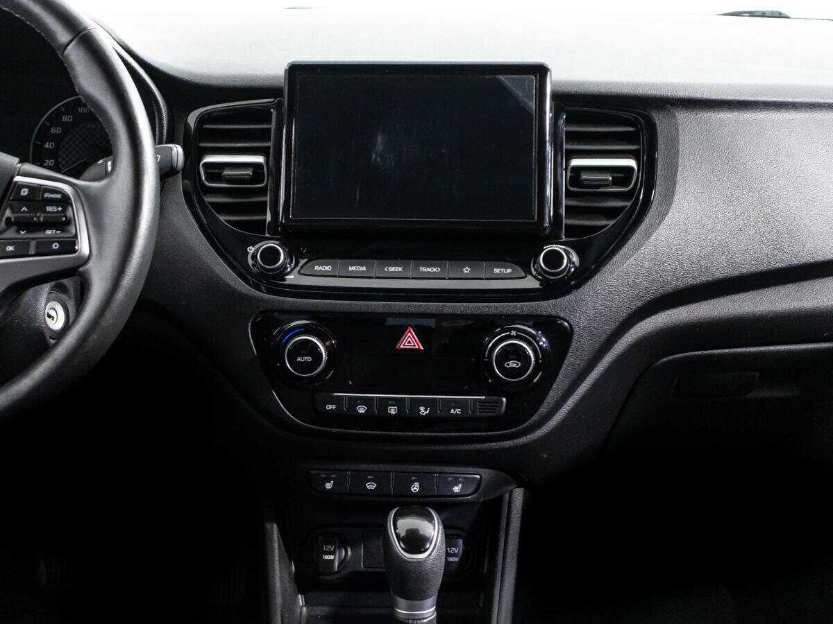 Купить Hyundai Solaris, 2021, 65 231 км, фото №14