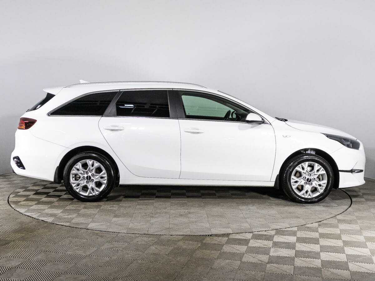 Купить Kia Ceed, 2023, 38 421 км, фото №4