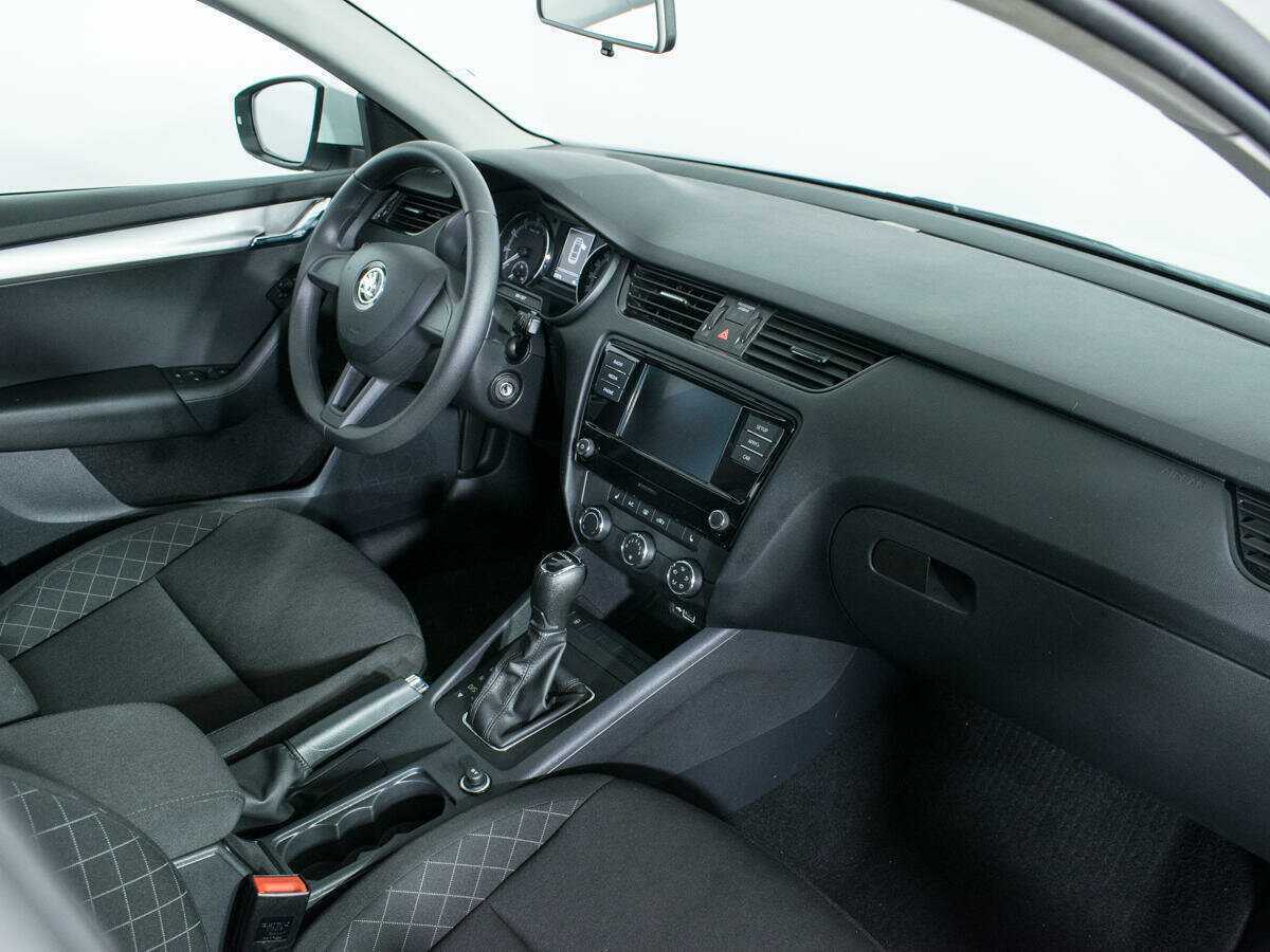 Купить Skoda Octavia, 2019, 37 010 км, фото №9