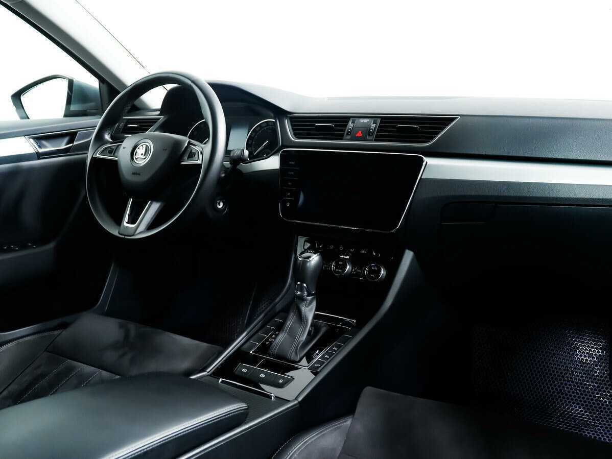 Купить Skoda Superb, 2017, 76 243 км, фото №7