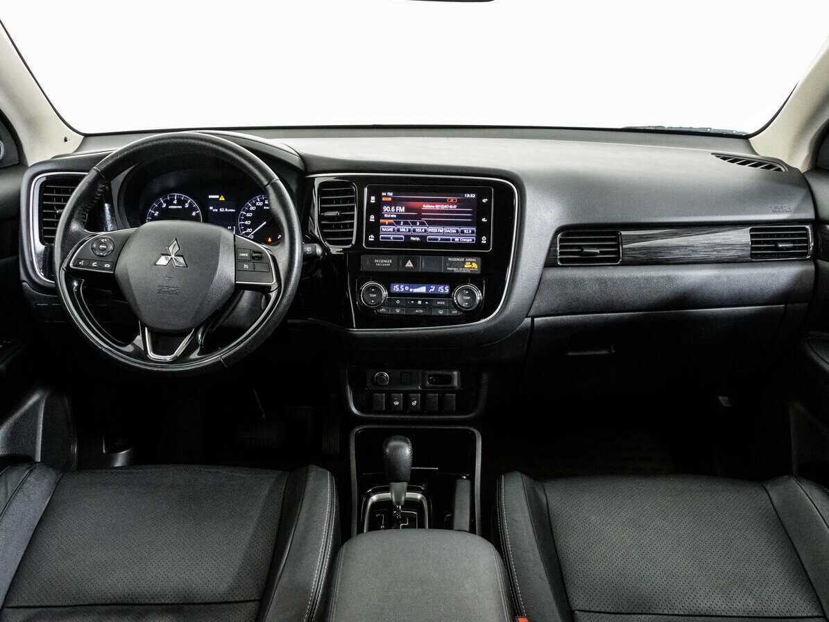 Купить Mitsubishi Outlander, 2018, 156 573 км, фото №8