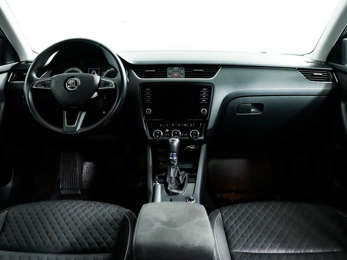 Купить Skoda Octavia, 2018, 121 000 км, фото №11