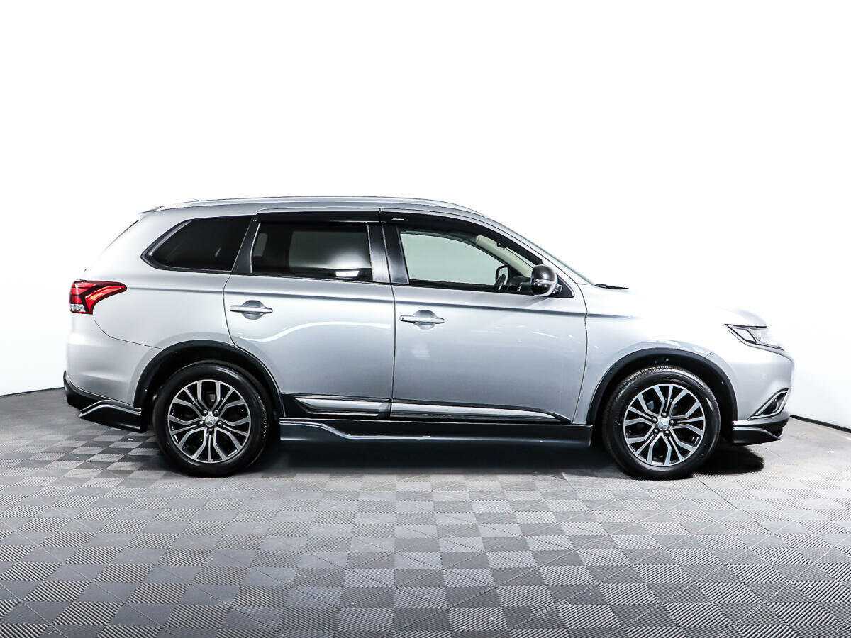 Купить Mitsubishi Outlander, 2018, 83 532 км, фото №4