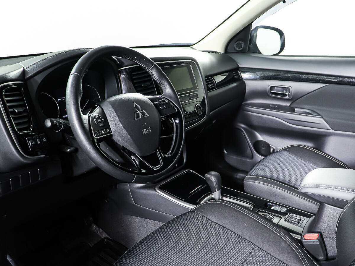 Купить Mitsubishi Outlander, 2020, 31 590 км, фото №13