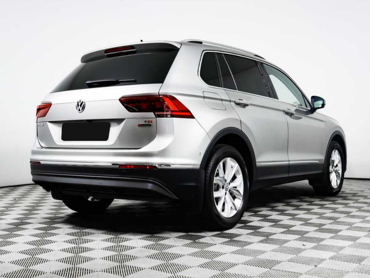 Купить Volkswagen Tiguan, 2017, 68 230 км, фото №4