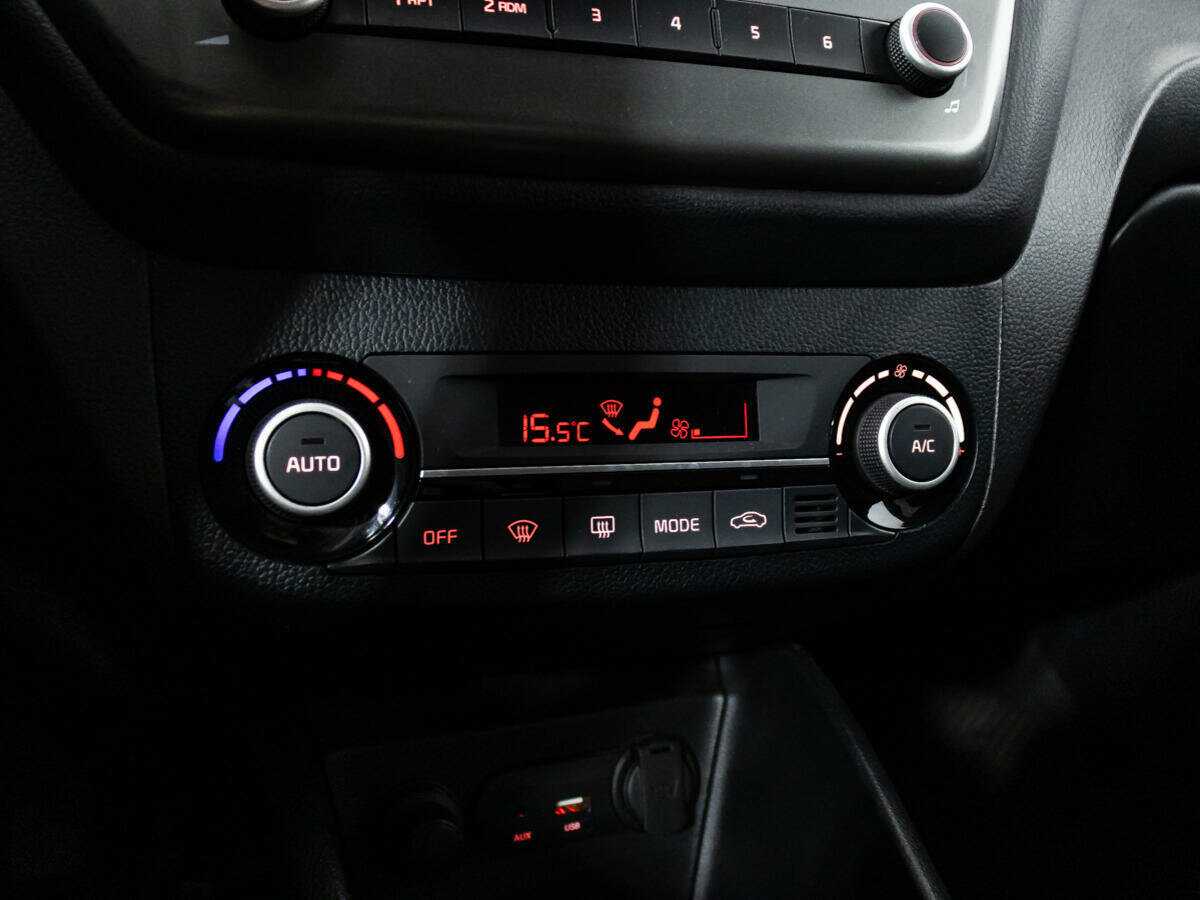 Купить Kia Rio, 2017, 121 753 км, фото №16