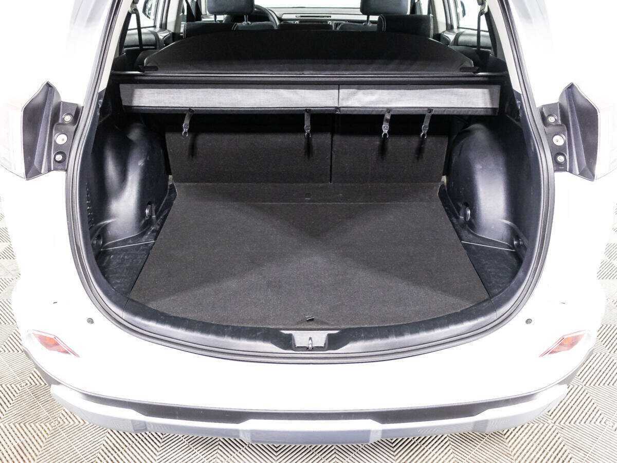 Купить Toyota RAV4, 2018, 95 000 км, фото №15