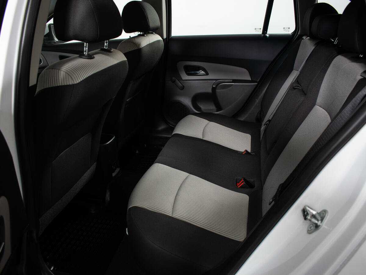 Купить Chevrolet Cruze, 2014, 47 300 км, фото №10