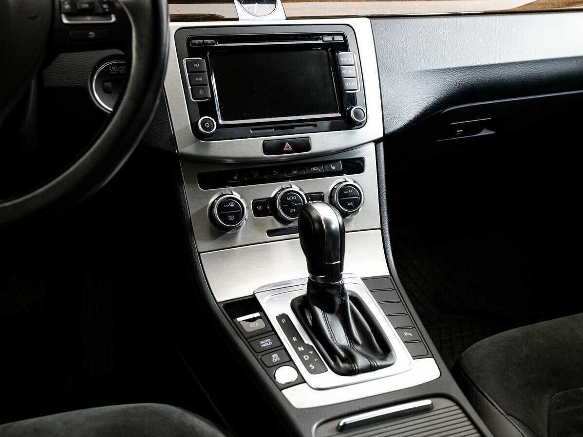 Купить Volkswagen Passat, 2013, 242 820 км, фото №10