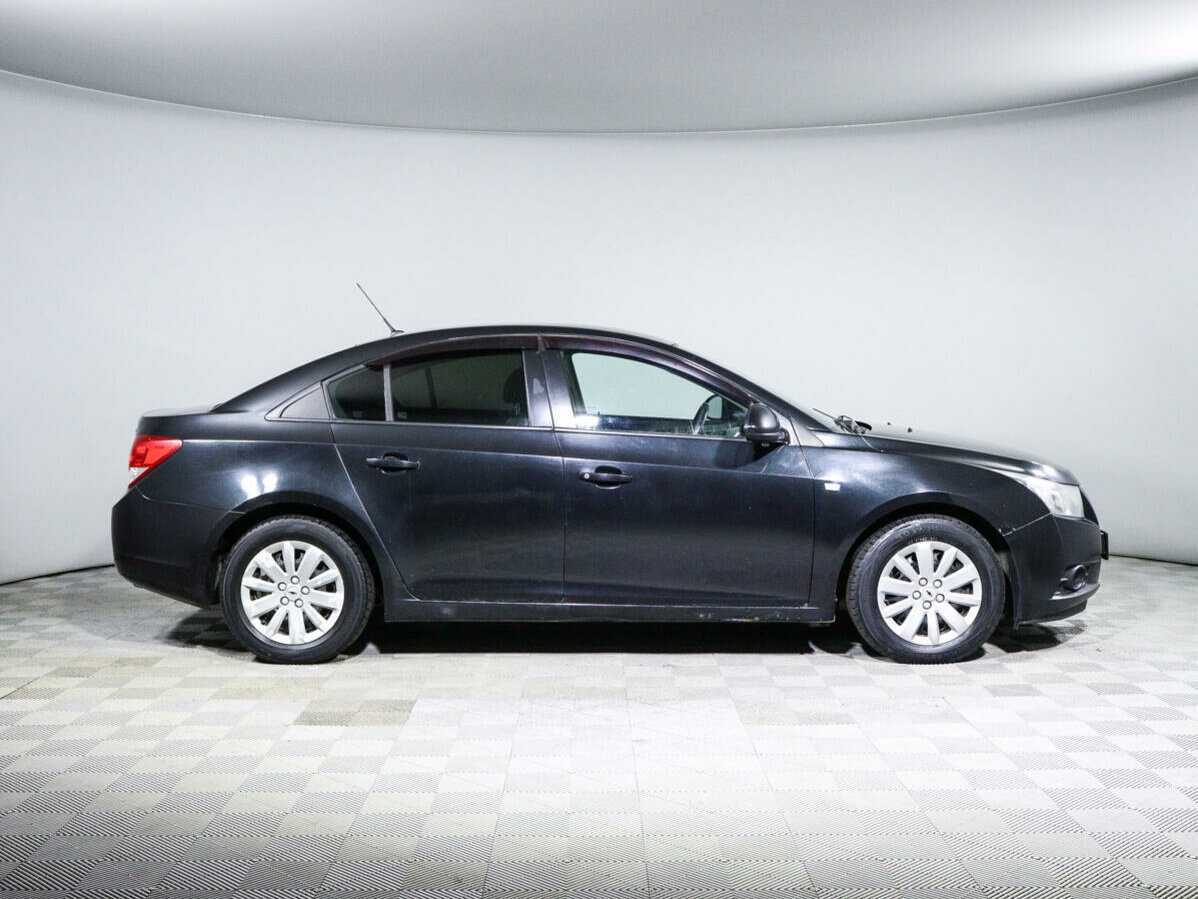 Купить Chevrolet Cruze, 2012, 290 000 км, фото №4