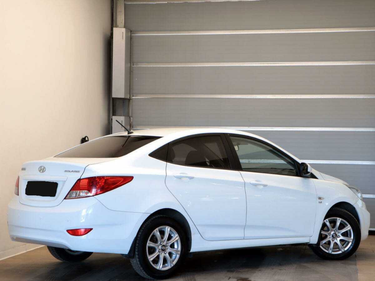 Купить Hyundai Solaris, 2013, 115 978 км, фото №4