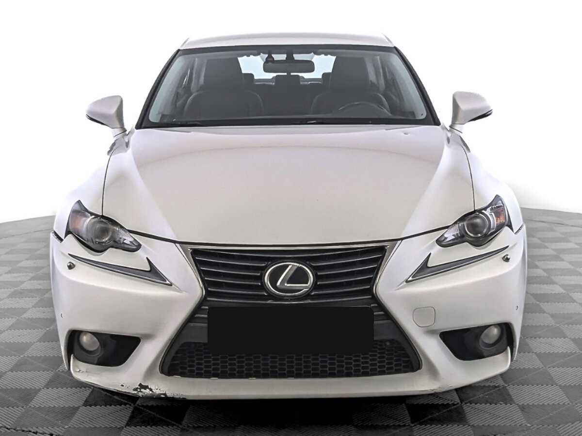 Lexus IS