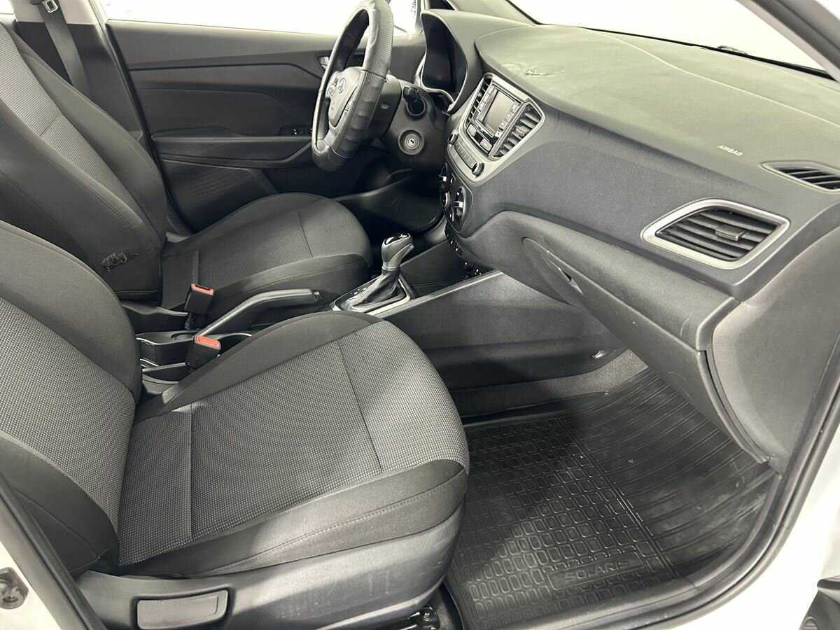 Купить Hyundai Solaris, 2017, 255 365 км, фото №14