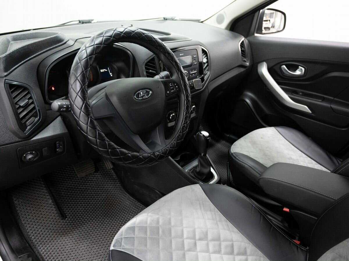 Купить Lada (ВАЗ) XRAY Cross, 2019, 40 000 км, фото №7