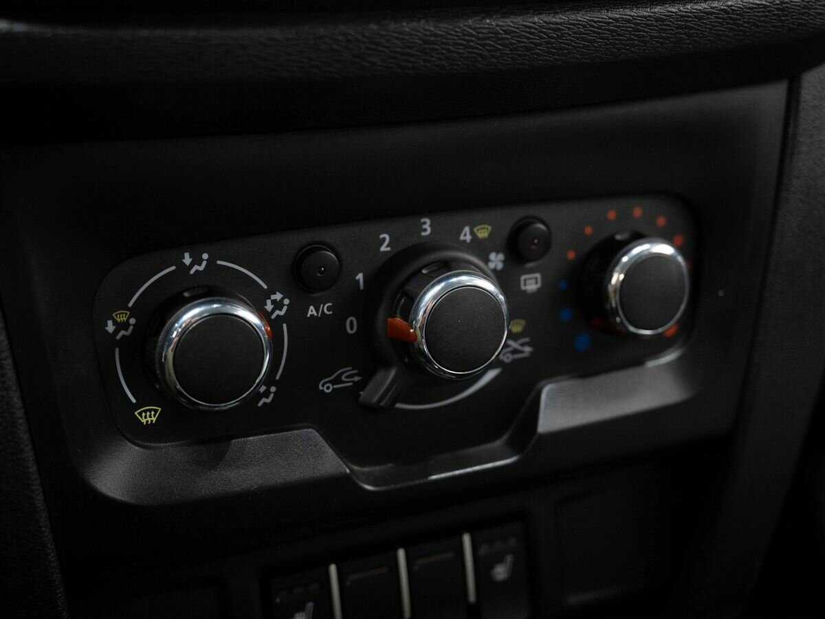 Купить Lada (ВАЗ) XRAY Cross, 2019, 40 000 км, фото №19