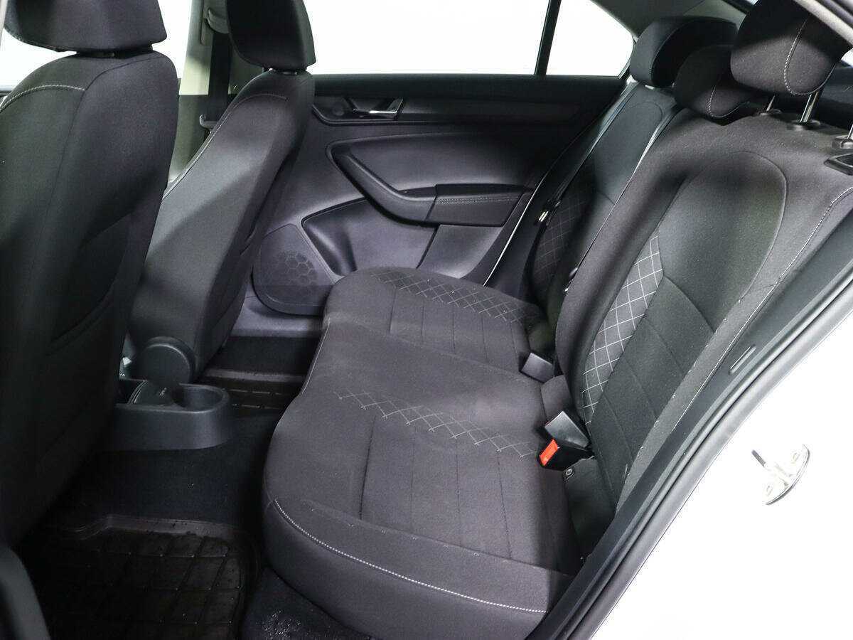 Купить Skoda Rapid, 2020, 79 936 км, фото №8