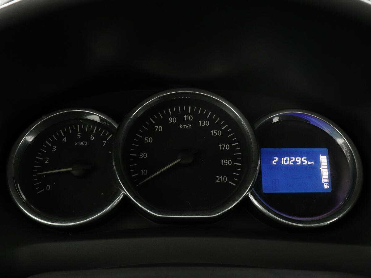 Купить Renault Logan, 2014, 210 294 км, фото №7