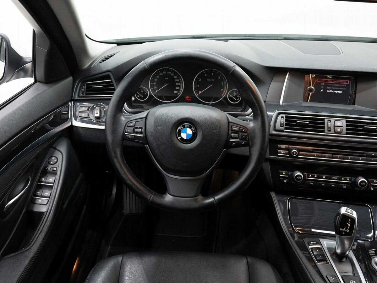 Купить BMW 5 серии 528i xDrive, 2013, 155 000 км, фото №17