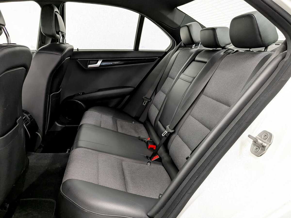 Купить Mercedes-Benz C-Класс 180 BlueEFFICIENCY, 2012, 154 098 км, фото №12