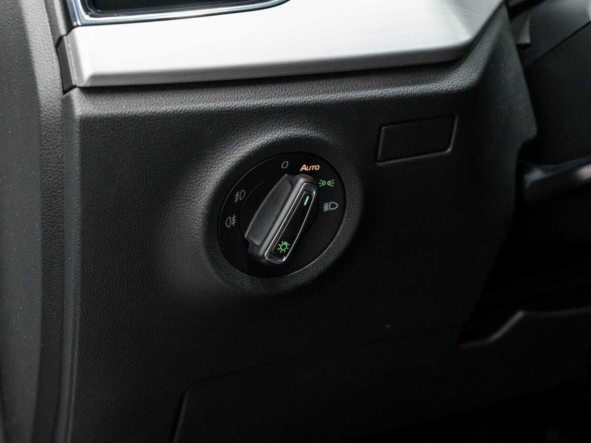 Купить Skoda Rapid, 2020, 192 128 км, фото №16