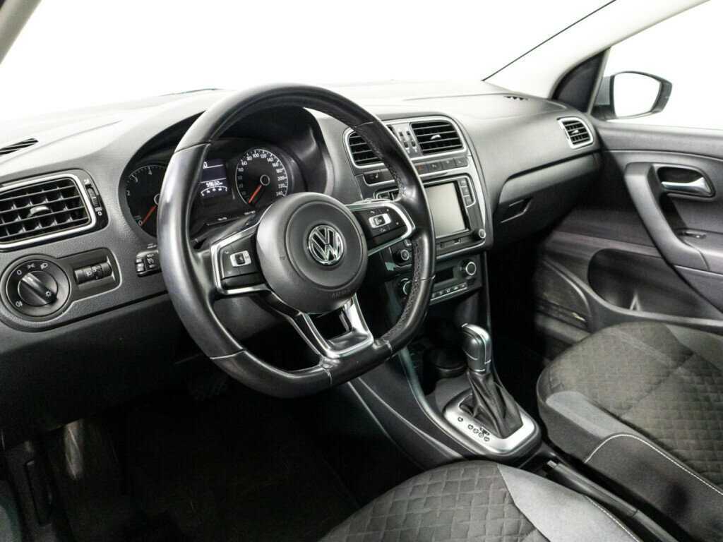 Купить Volkswagen Polo, 2018, 59 631 км, фото №11