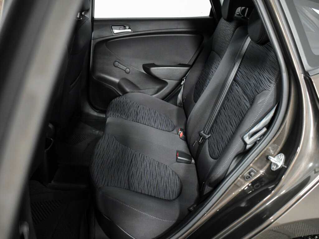 Купить Hyundai Solaris, 2015, 122 022 км, фото №10