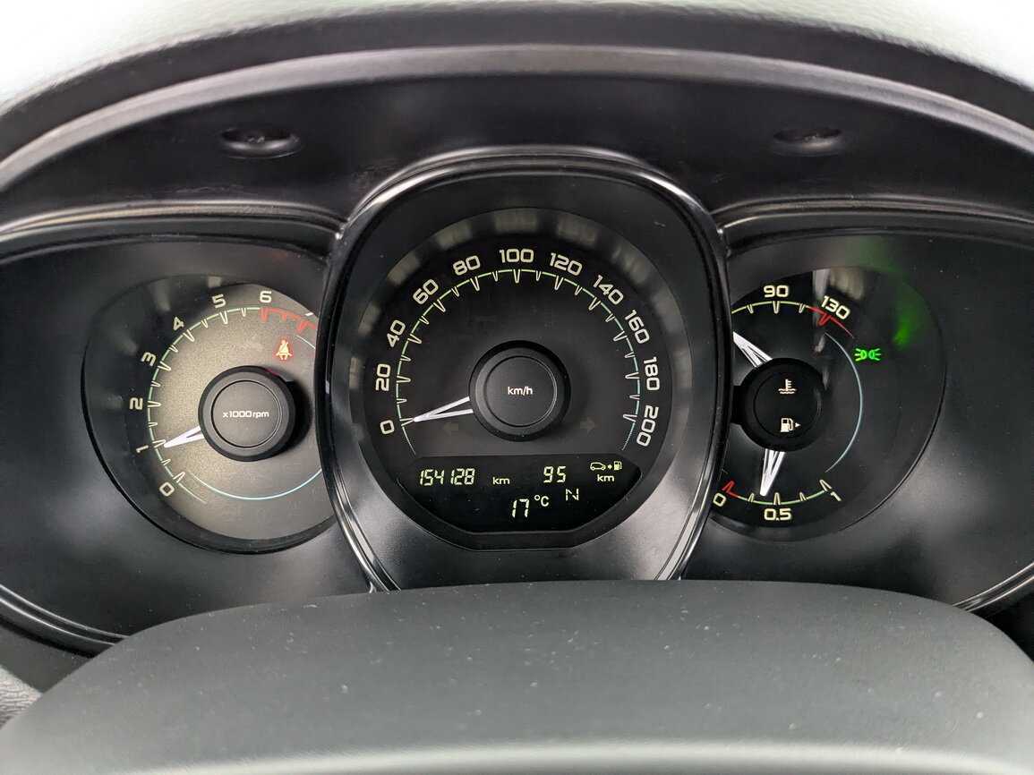 Купить Lada (ВАЗ) Vesta, 2016, 154 000 км, фото №14