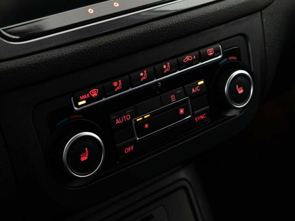 Купить Volkswagen Tiguan, 2012, 186 000 км, фото №18