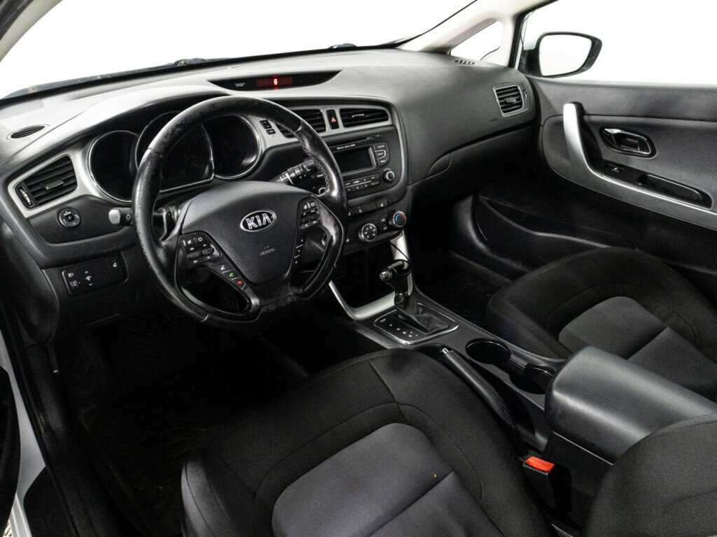 Купить Kia Ceed, 2013, 155 000 км, фото №11