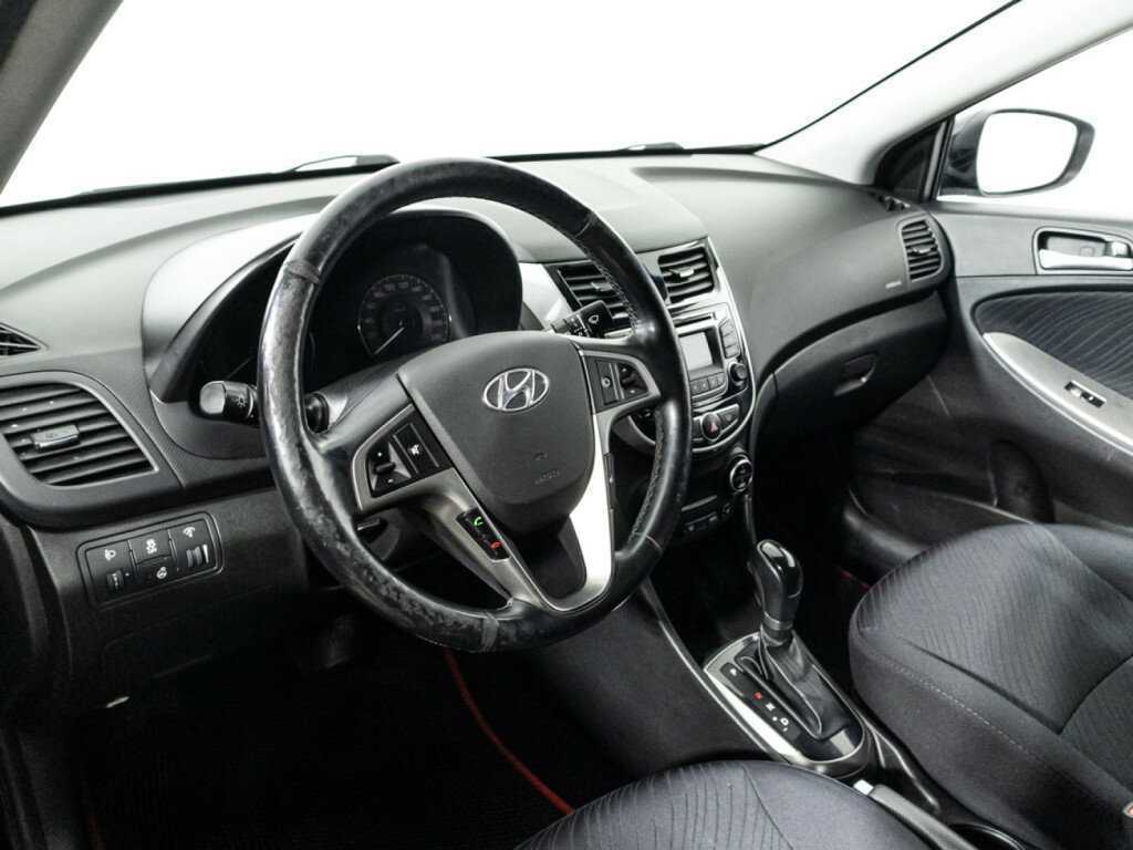 Купить Hyundai Solaris, 2015, 127 927 км, фото №11
