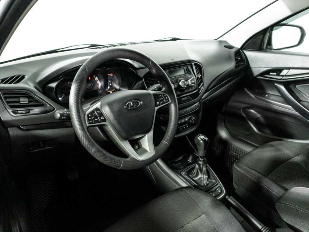 Купить Lada (ВАЗ) Vesta SW, 2019, 72 137 км, фото №11