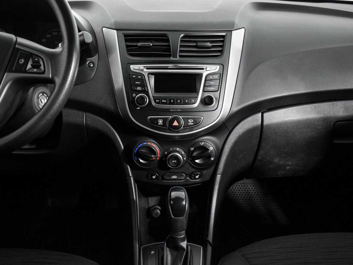 Купить Hyundai Solaris, 2015, 222 708 км, фото №15