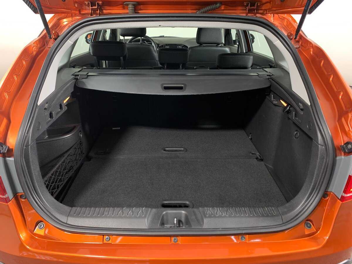 Купить Lada (ВАЗ) Vesta SW Cross, 2021, 34 000 км, фото №20