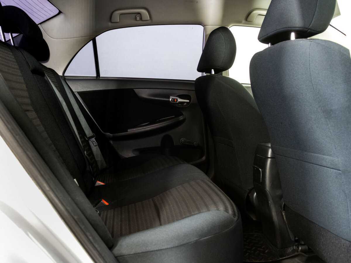 Купить Toyota Corolla, 2012, 339 705 км, фото №11