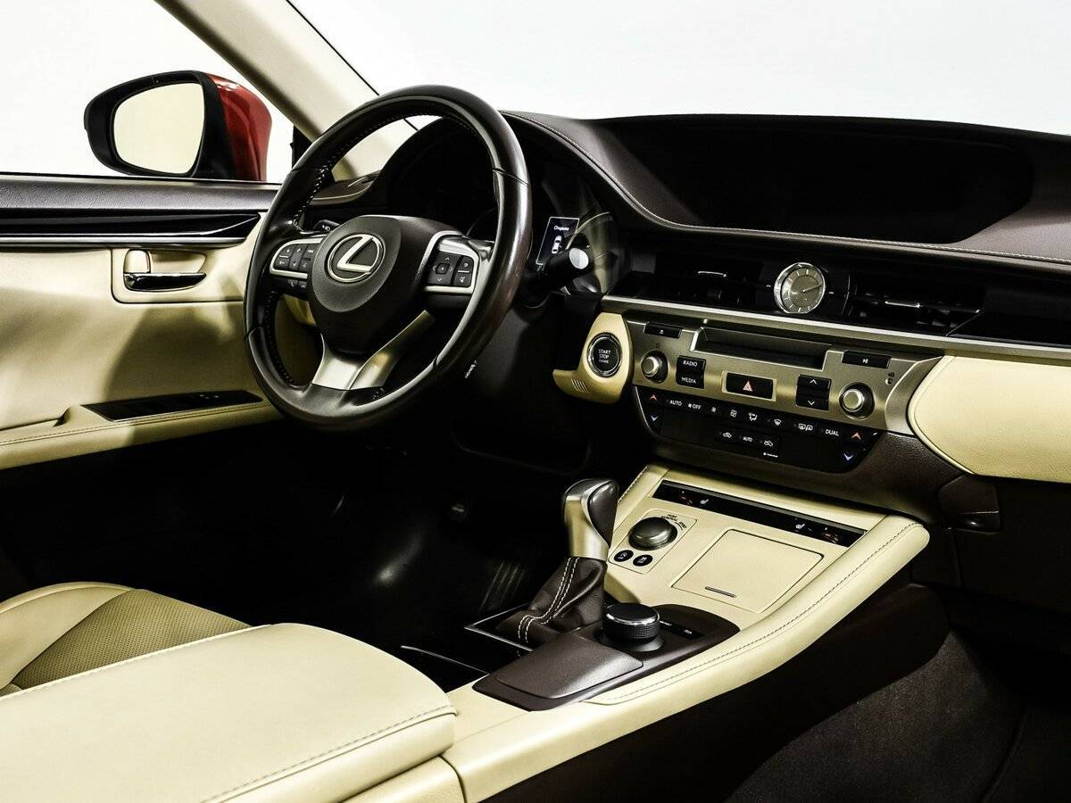 Купить Lexus ES 200, 2016, 114 937 км, фото №9