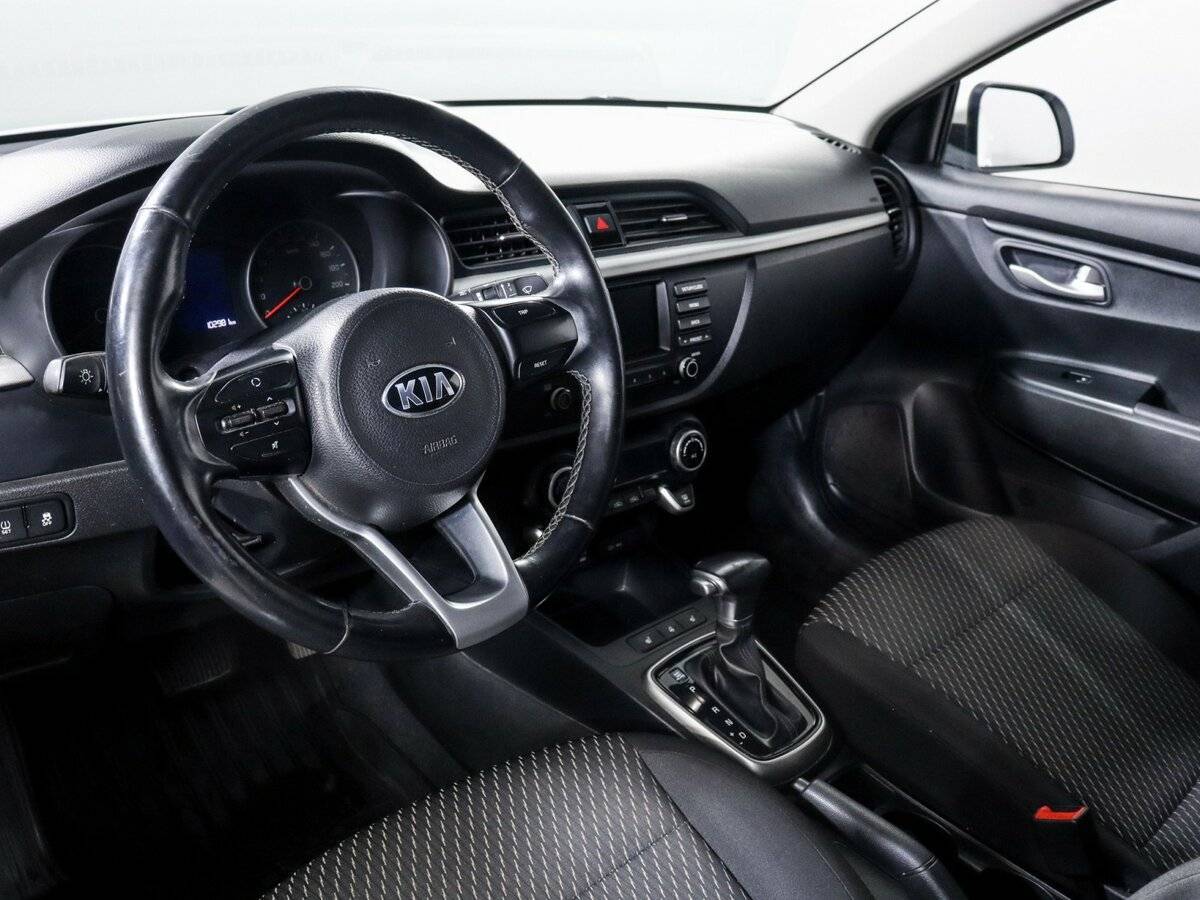 Купить Kia Rio, 2017, 102 979 км, фото №10