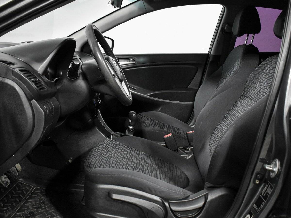 Купить Hyundai Solaris, 2014, 244 656 км, фото №10