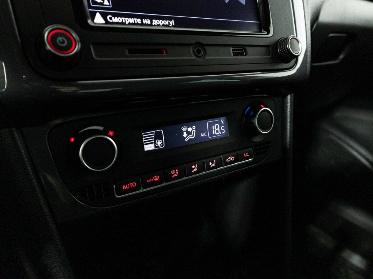 Купить Volkswagen Polo, 2018, 89 933 км, фото №17