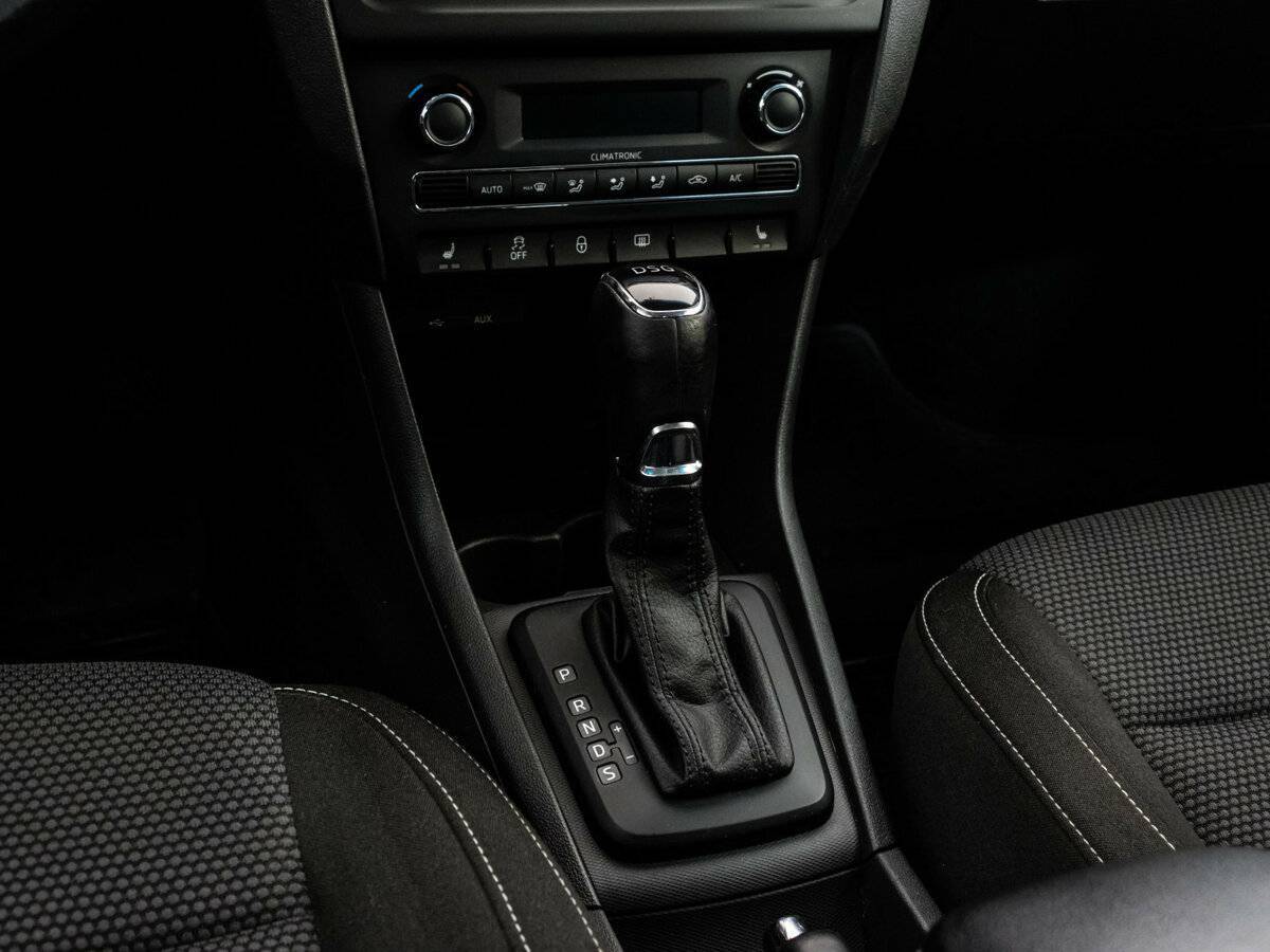 Купить Skoda Rapid, 2015, 150 162 км, фото №12