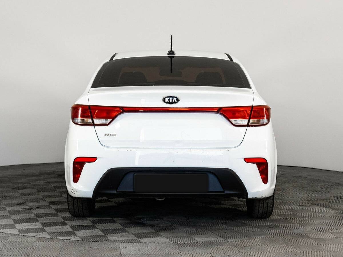 Купить Kia Rio, 2017, 260 535 км, фото №6