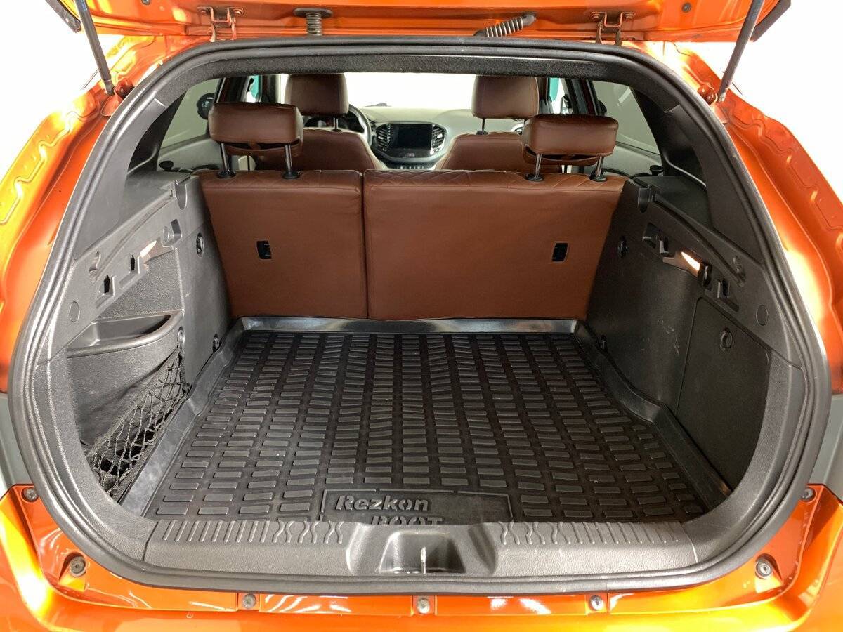 Купить Lada (ВАЗ) Vesta SW Cross, 2021, 101 703 км, фото №19