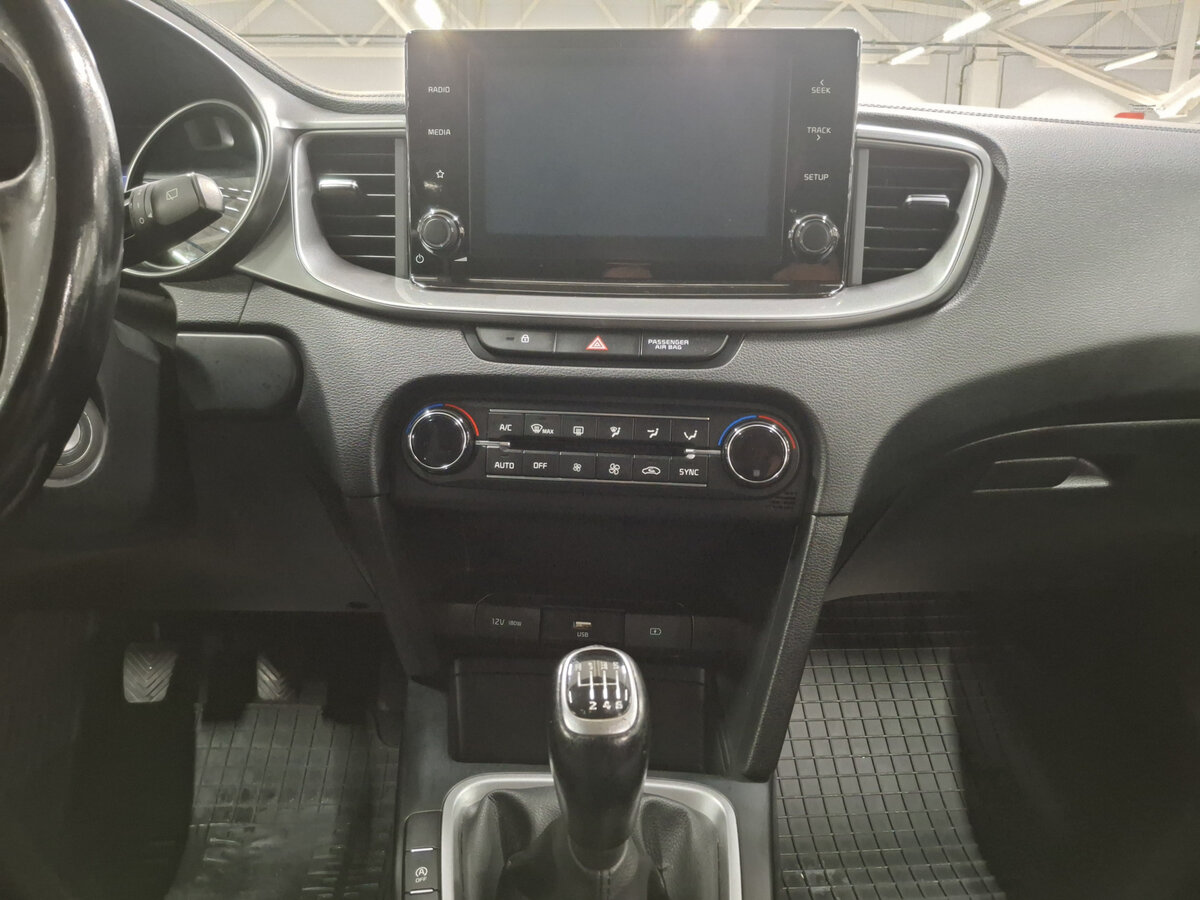 Купить Kia Ceed III, 2019, 101 021 км, фото №15
