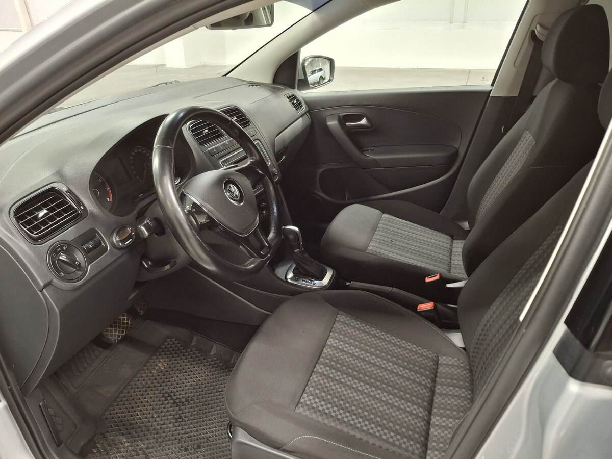 Купить Volkswagen Polo V Рестайлинг, 2016, 197 623 км, фото №16