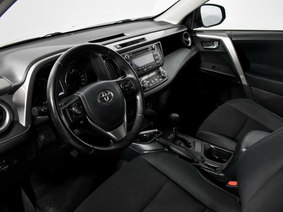 Купить Toyota RAV4 IV (XA40) Рестайлинг, 2018, 192 698 км, фото №9