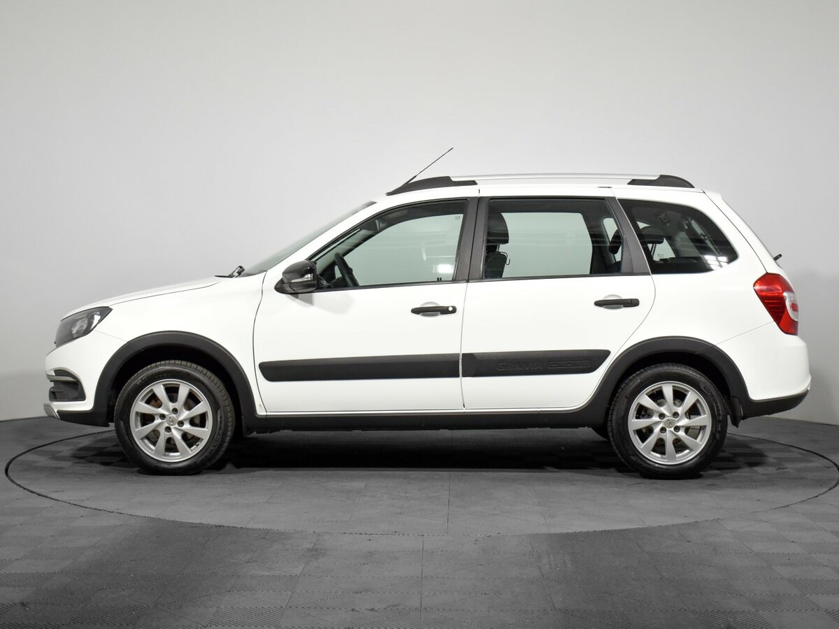 Купить Lada (ВАЗ) Granta Cross I Рестайлинг, 2019, 29 714 км, фото №8